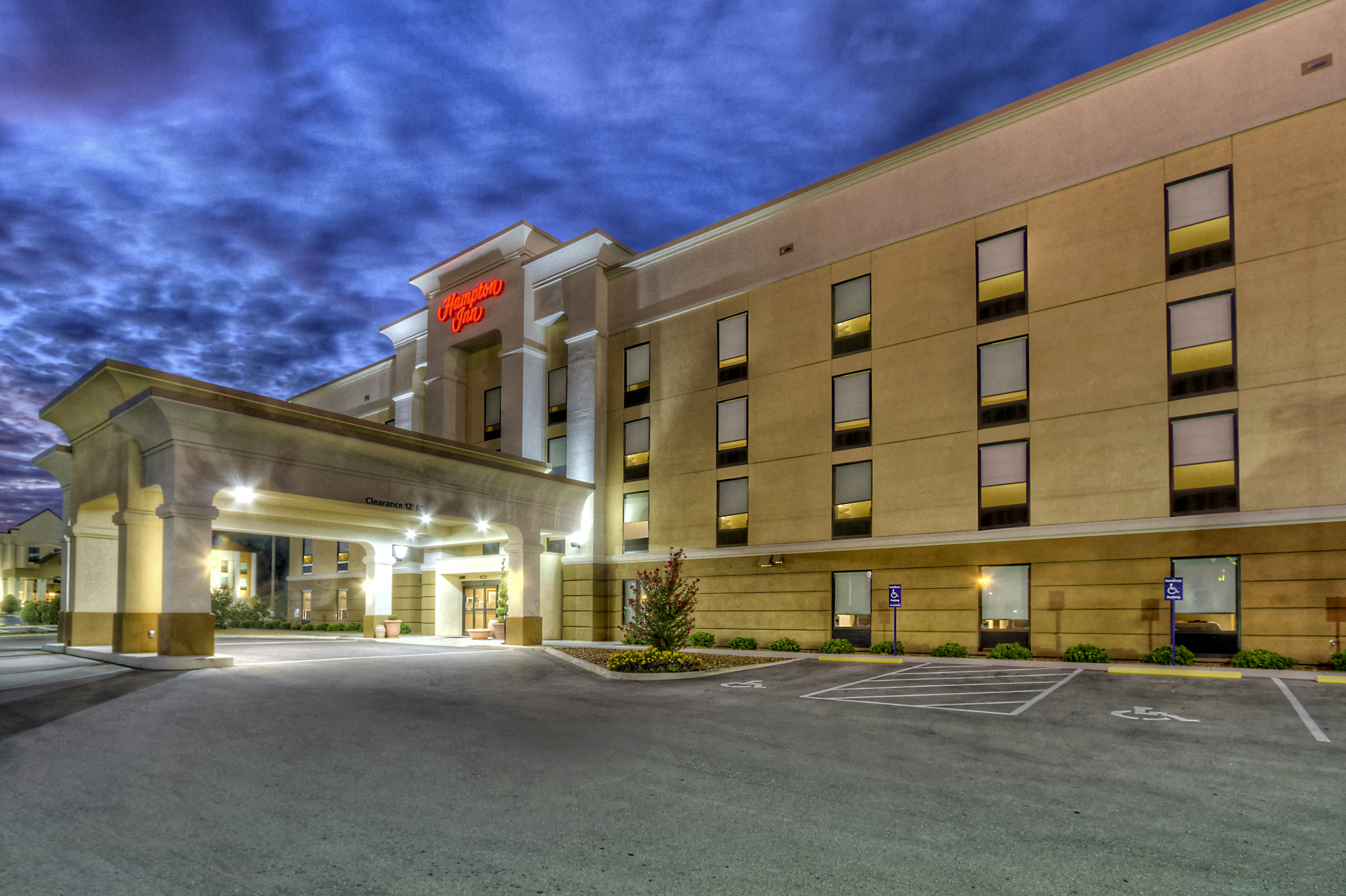 Hampton Inn Cookeville 38/40