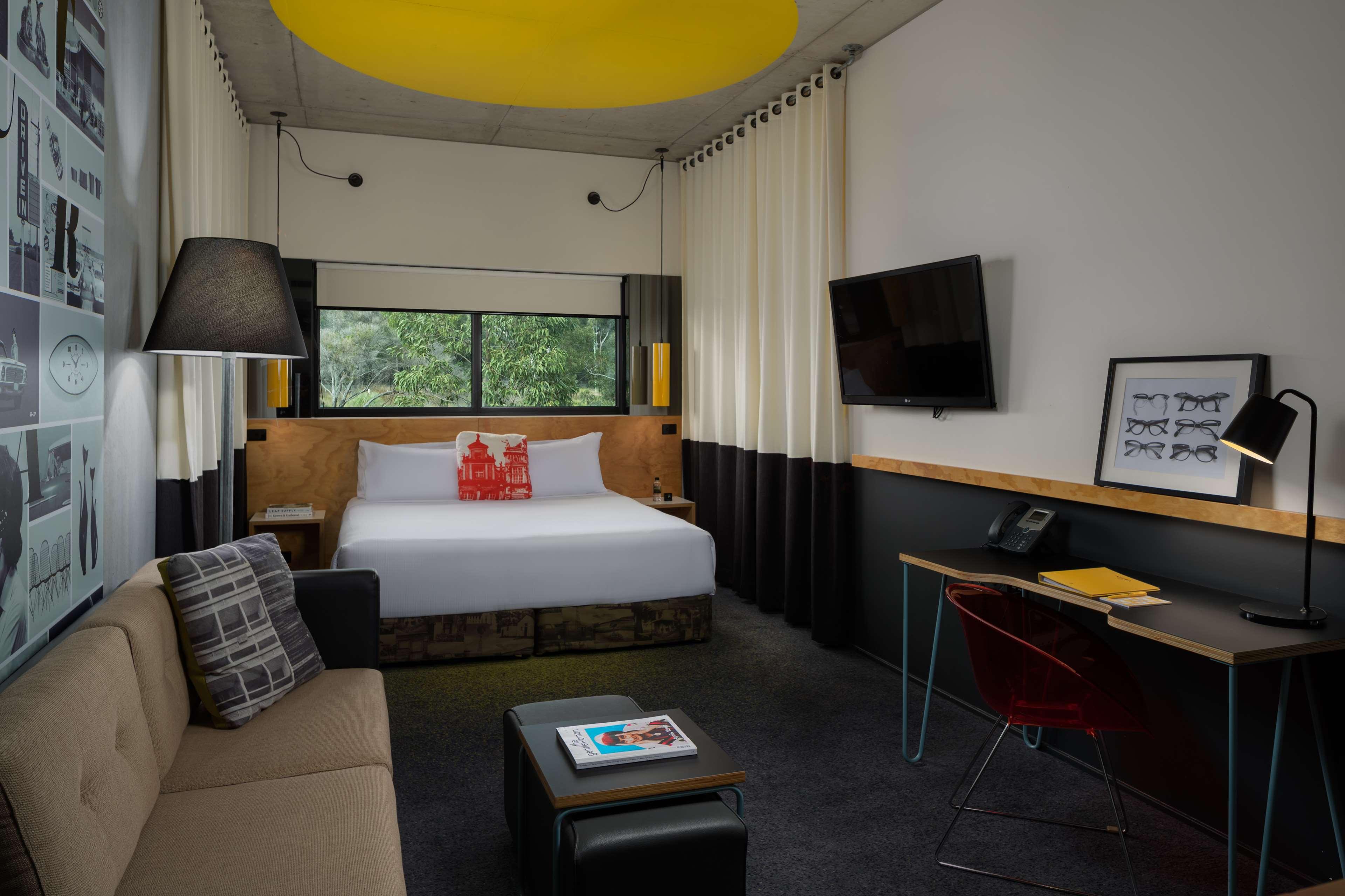 Atura, King Bed