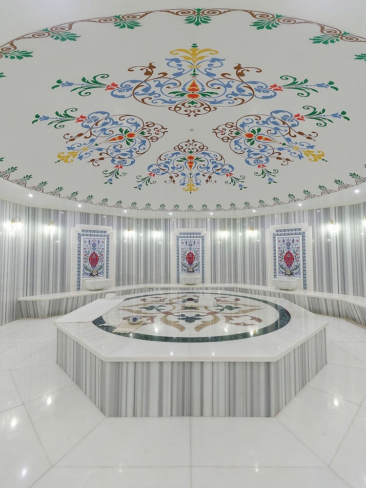 MEYRA PALACE 65/69