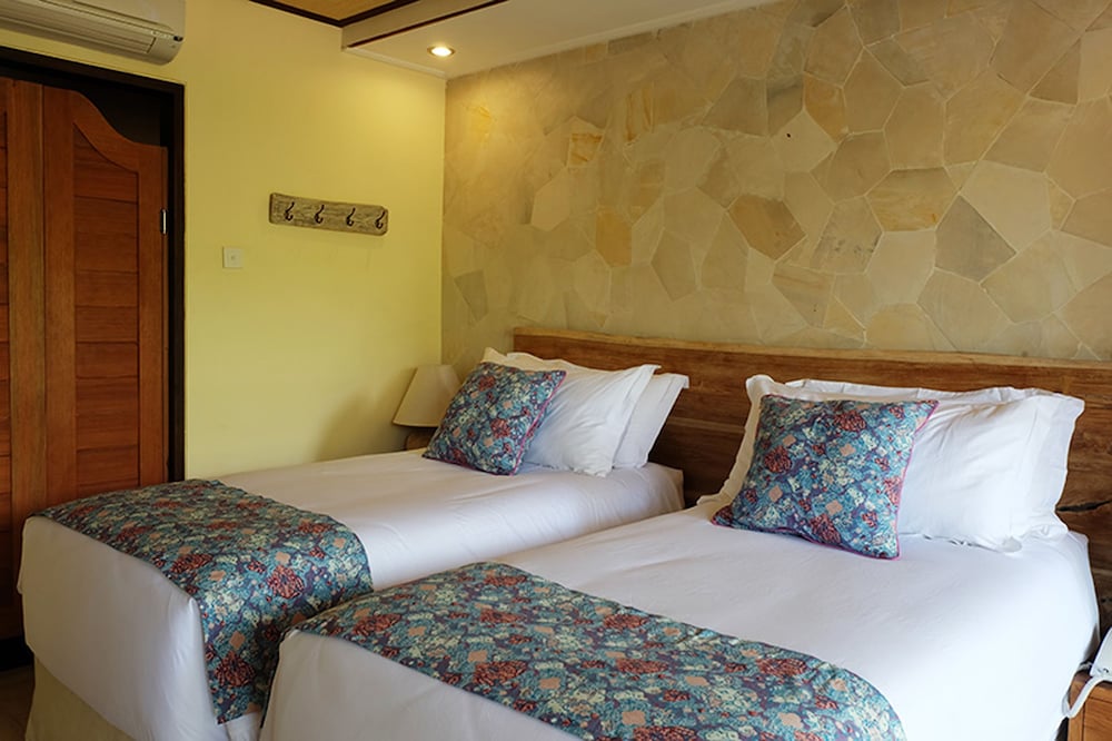 Bombora Medewi Wavelodge 13/66