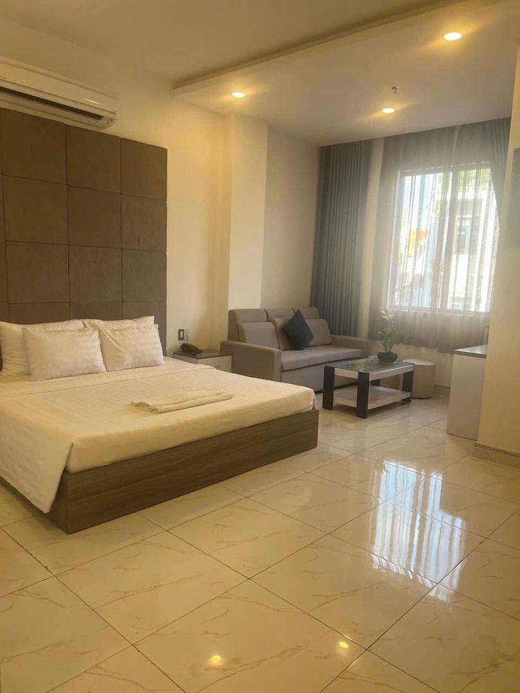 White Diamond Hotel - Airport 20/50
