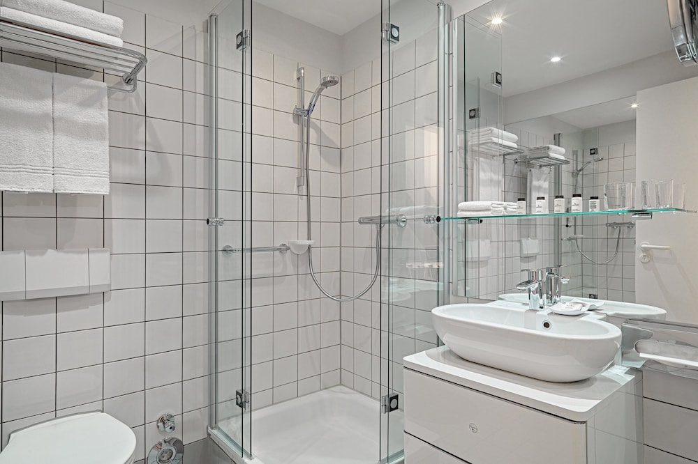 Sheraton Hannover Pelikan Hotel 8/58