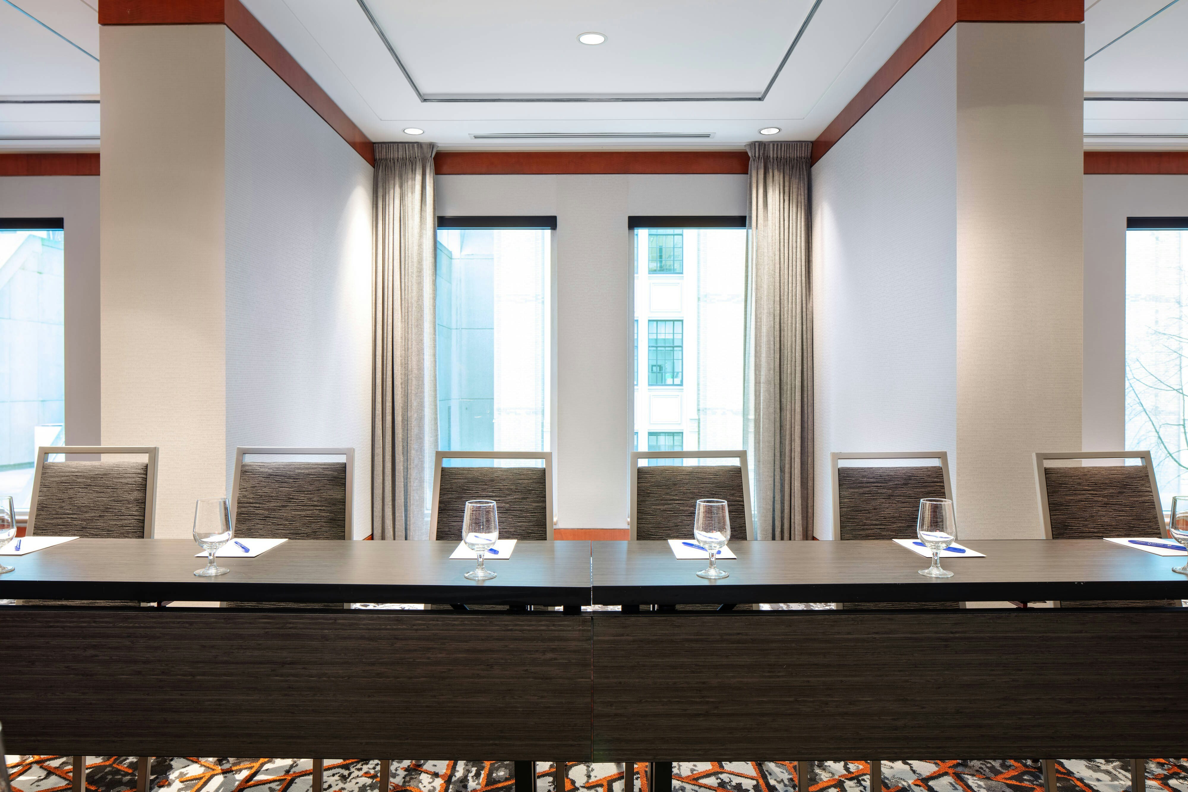 Delta Hotels by Marriott Vancouver Downtown Suites 19/49