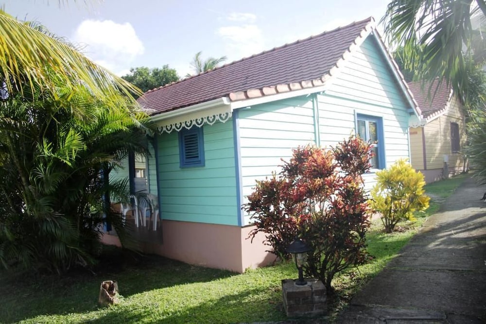 L Anse Bleue 10/31