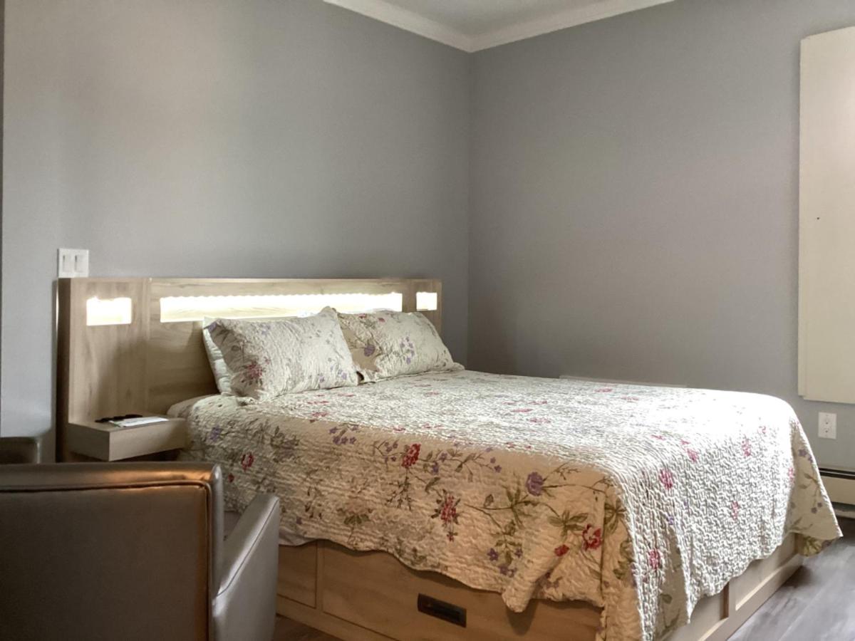1 Bedroom, Suite