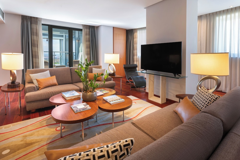 Melia Valencia Palacio de Congresos Formely Hilton Valencia 50/73