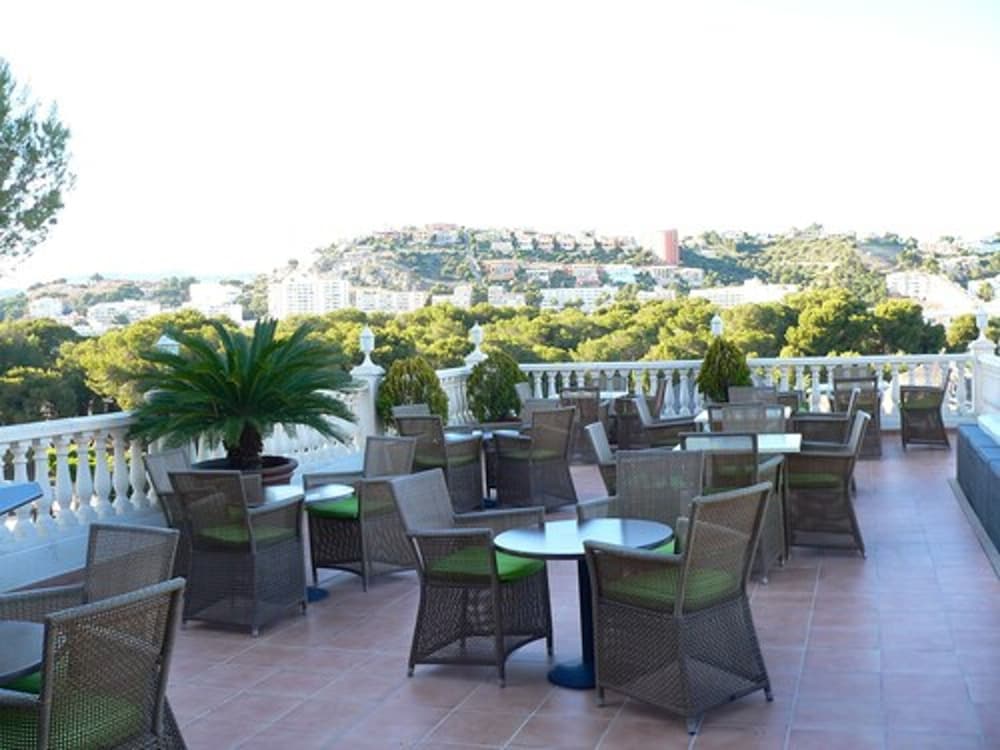 Bon Repos Hotel 46/58