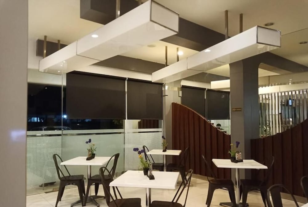 Ayla City Hotel 47/57