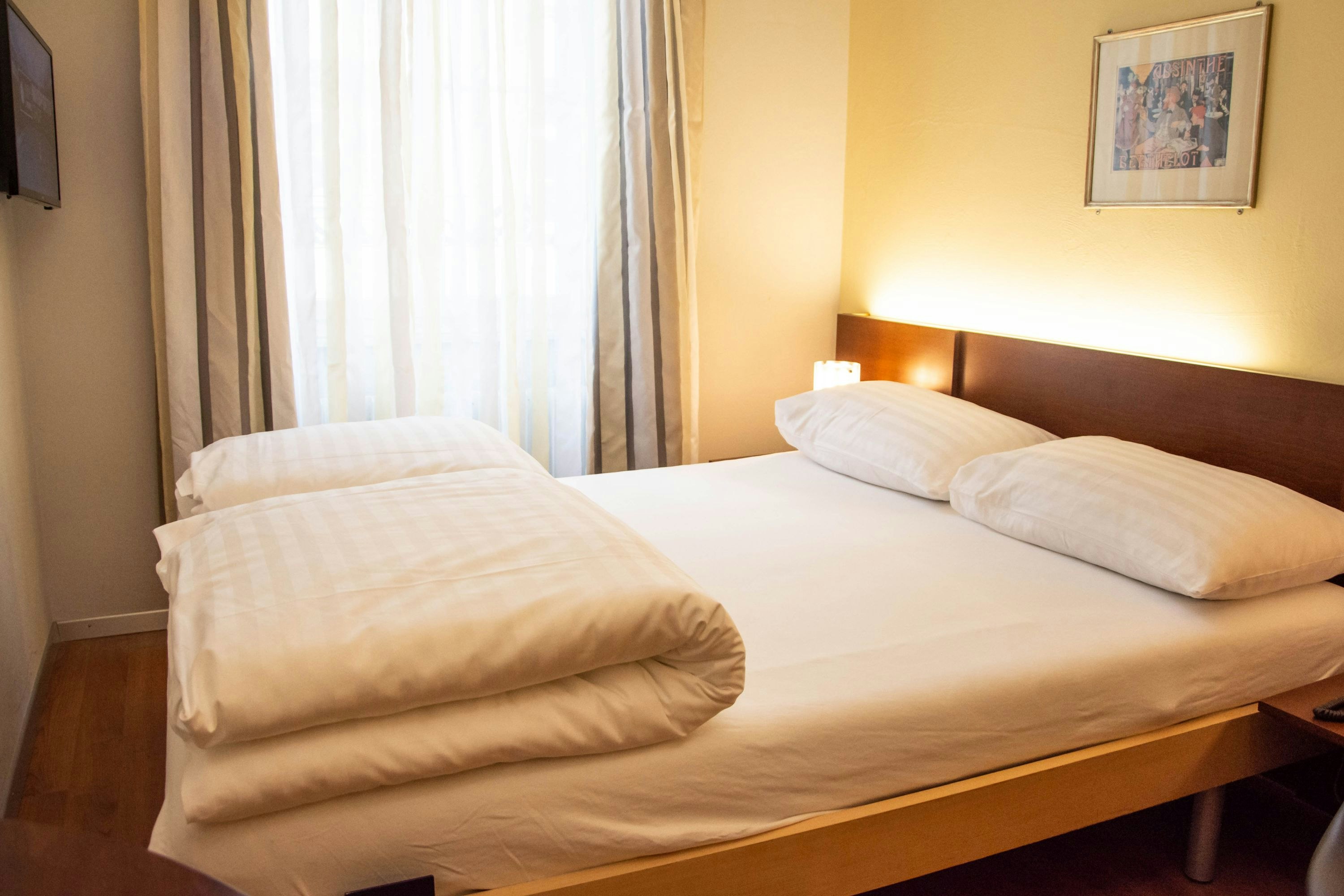 Hotel Restaurant Goldener Schlussel Bern 26/71