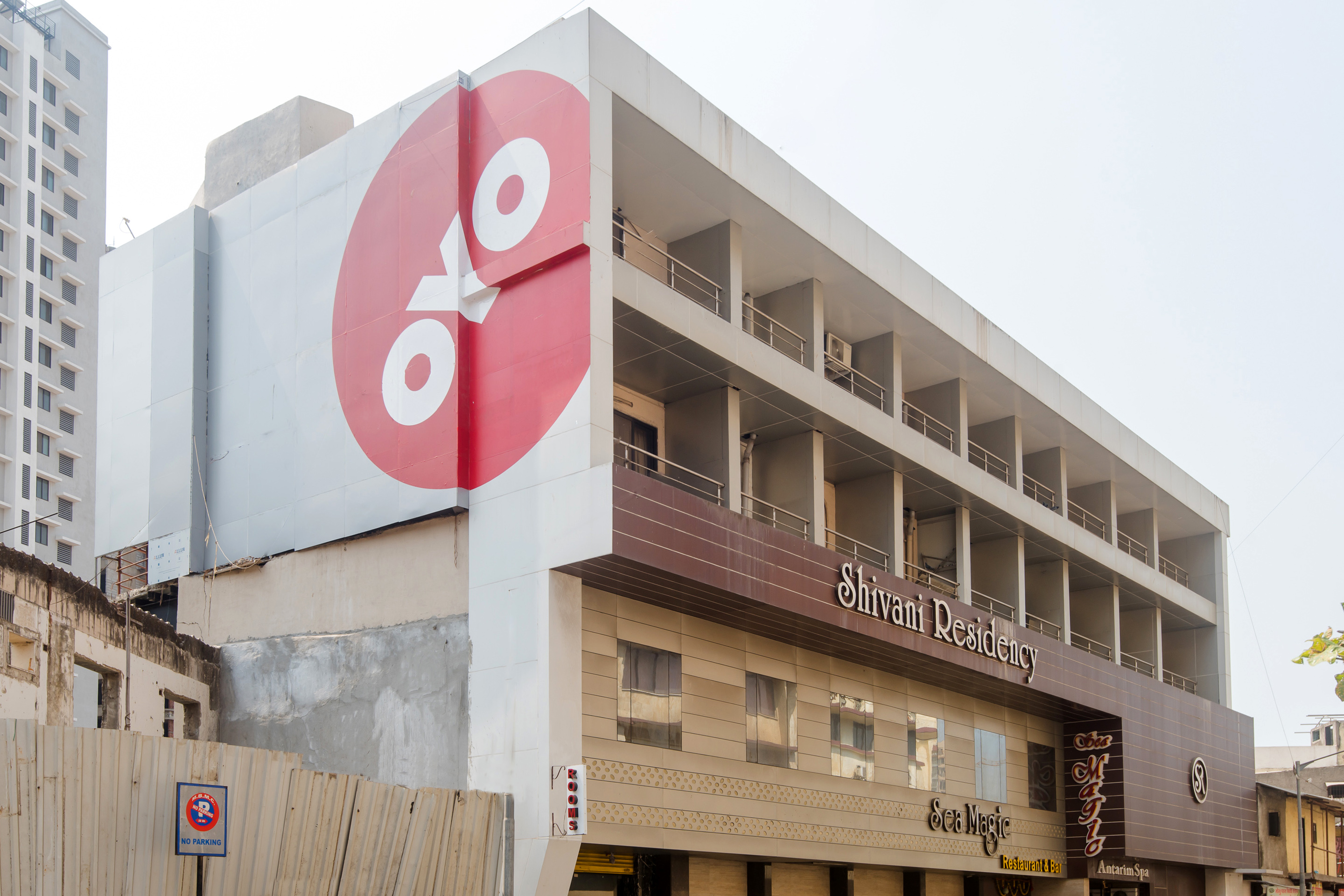 Oyo 10650 Hotel Lotus Residency 2/30