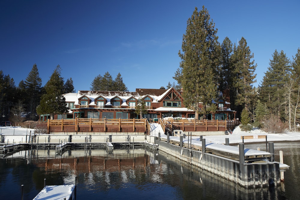 Sunnyside Restaurant &amp; Lodge 33/43