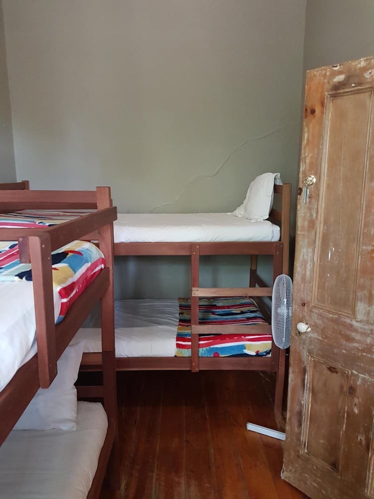 Oasis Shanti Backpackers 24/49