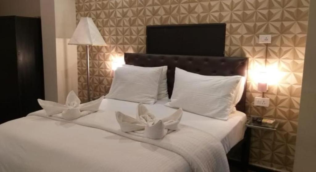 Hotel Creek 17/33