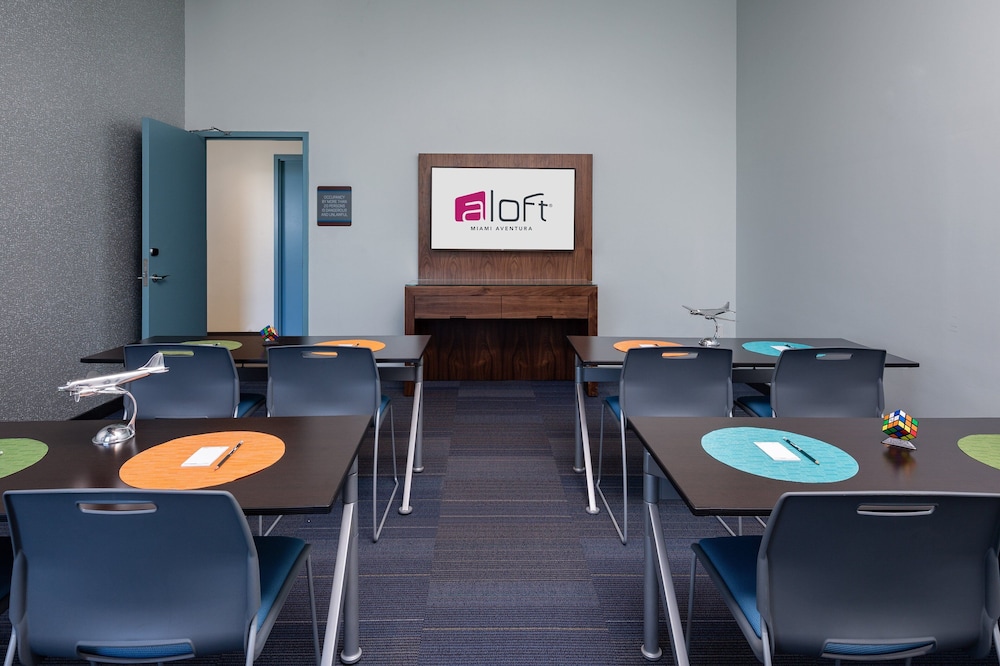 Aloft Miami Aventura 32/46