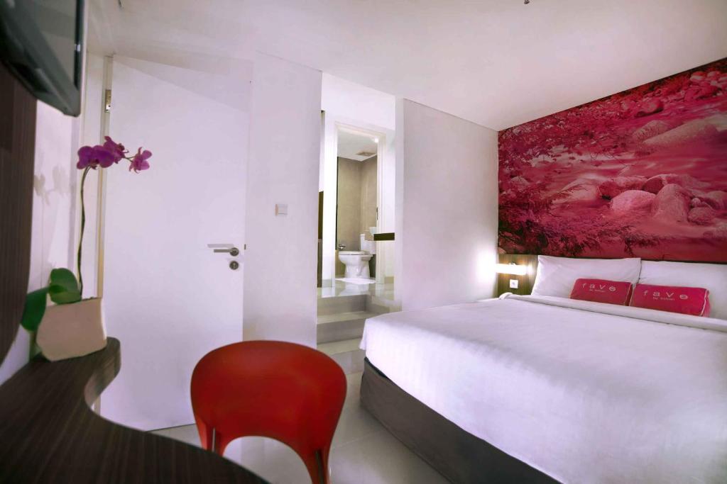 غرفة قياسية بسرير مزدوج أو سريرين منفصلين، favehotel PGC Cililitan 2/3