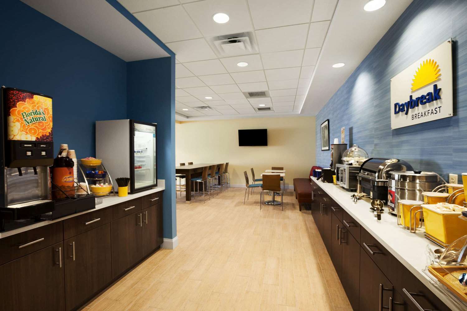 Sleep Inn & Suites Altoona North 20/25