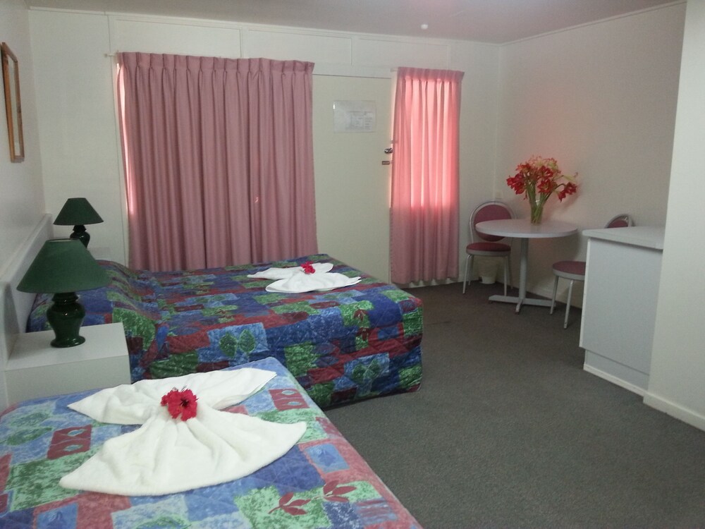 MOTEL
