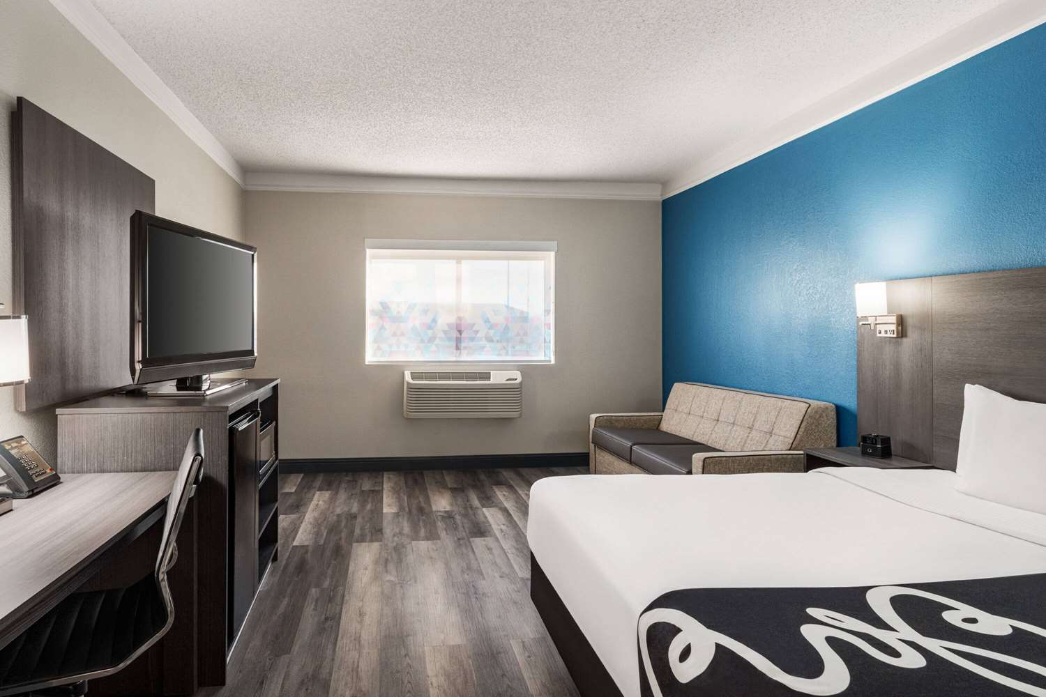 La Quinta Inn Suites Round Rock North 5/41