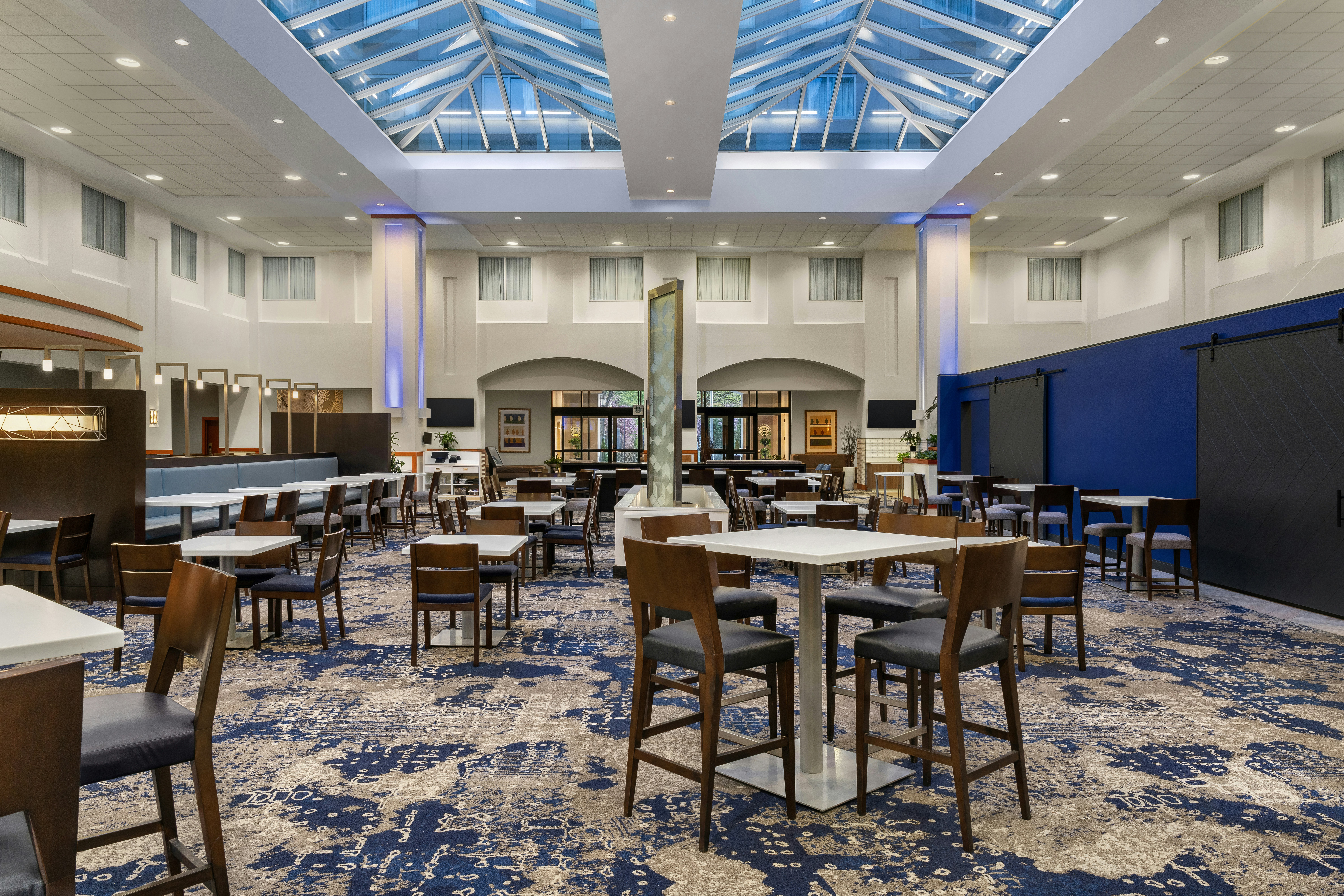 Embassy Suites by Hilton Boston at Logan Airport 26/65
