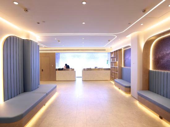 GREENTREE INN TAIYUAN YINGZE DISTRICT JIANSHE(S)ROAD CHANGFENG STREET HOTEL 14/50