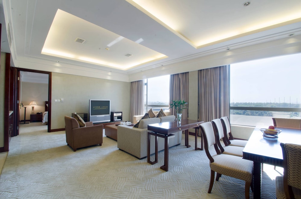 Tongli Lakeview Hotel 49/76