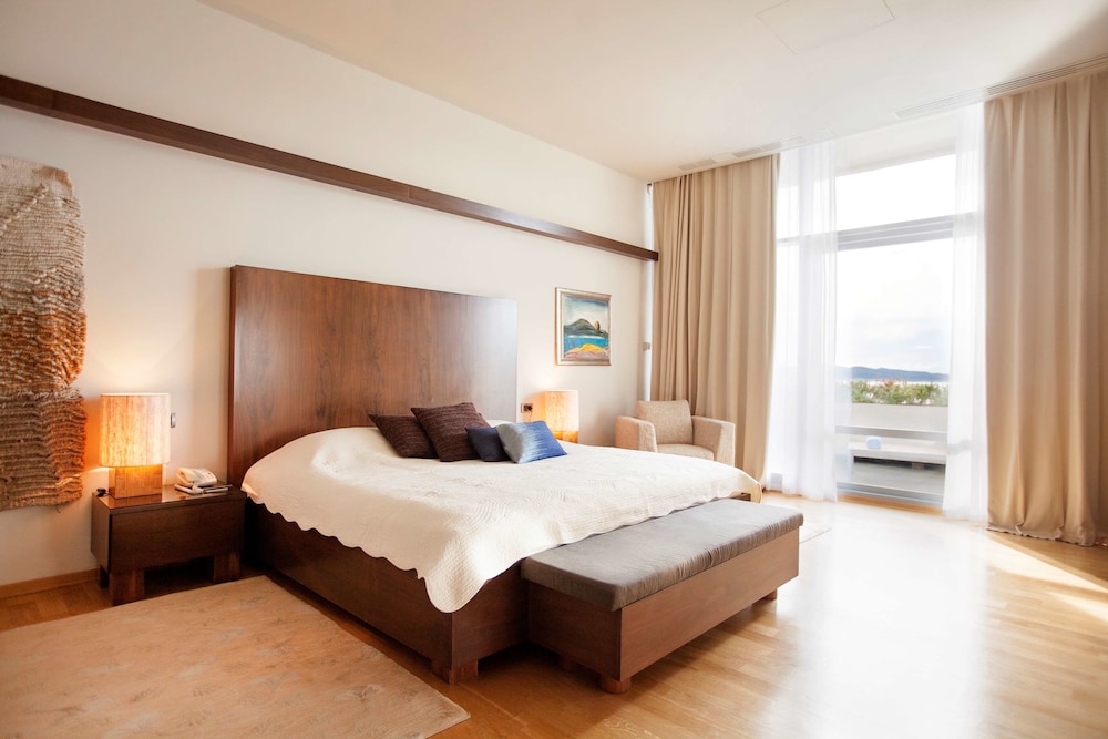 Dubrovnik Palace 3/50