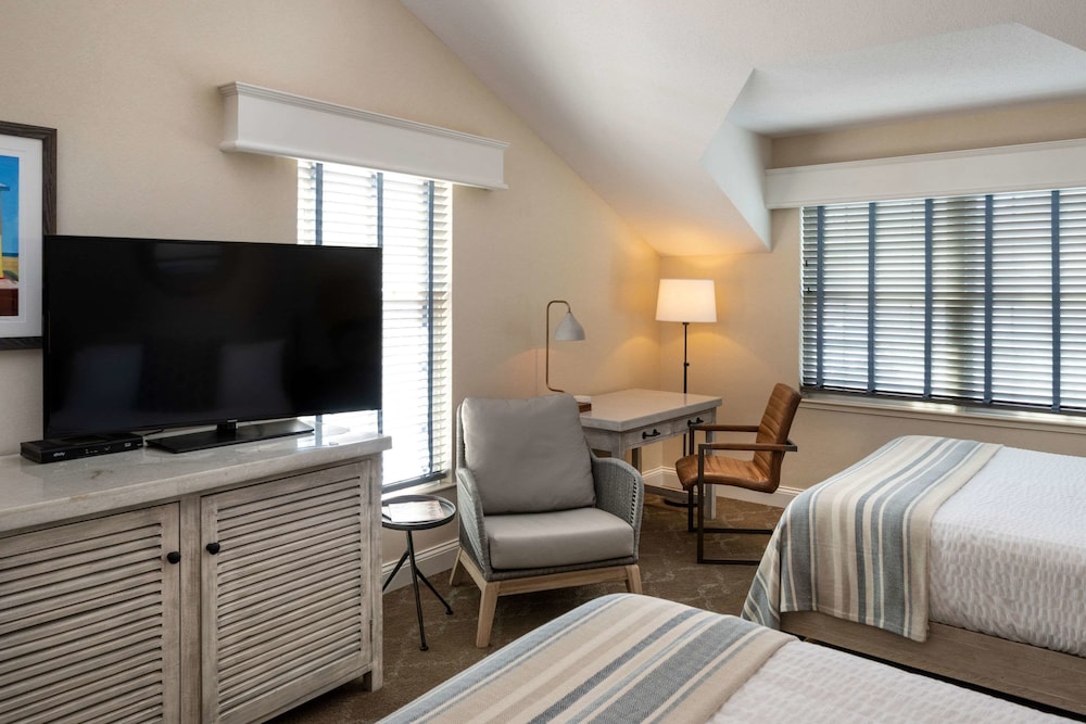 Edgar Hotel Marthas Vineyard, an Ascend Collection Hotel 30/48