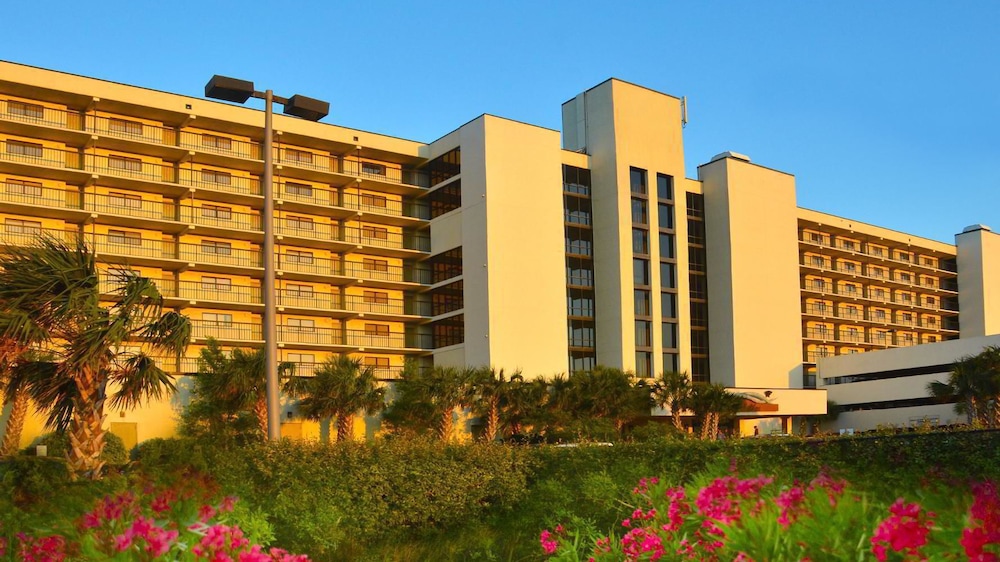 Shell Island Resort - All Oceanfront Suites 66/68