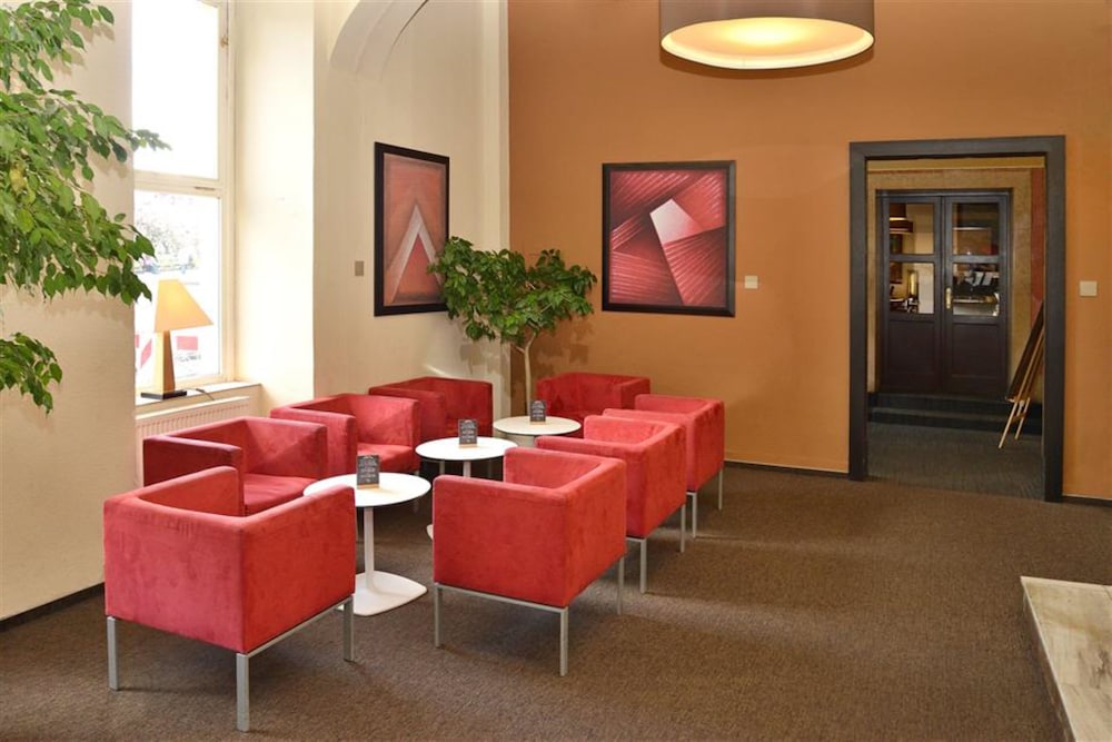 Hotel Merkur 37/63