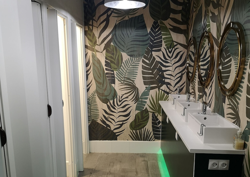 Modular Rooms Hotels 47/50