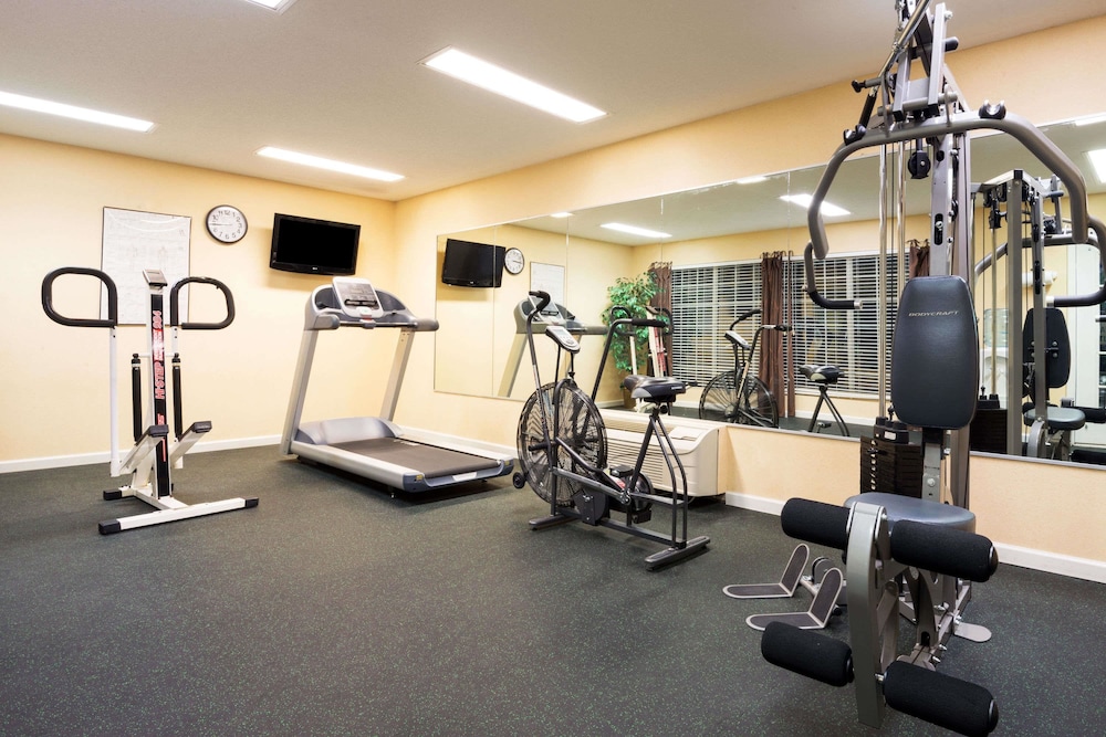 Baymont By Wyndham Prattville/Montgomery 25/47