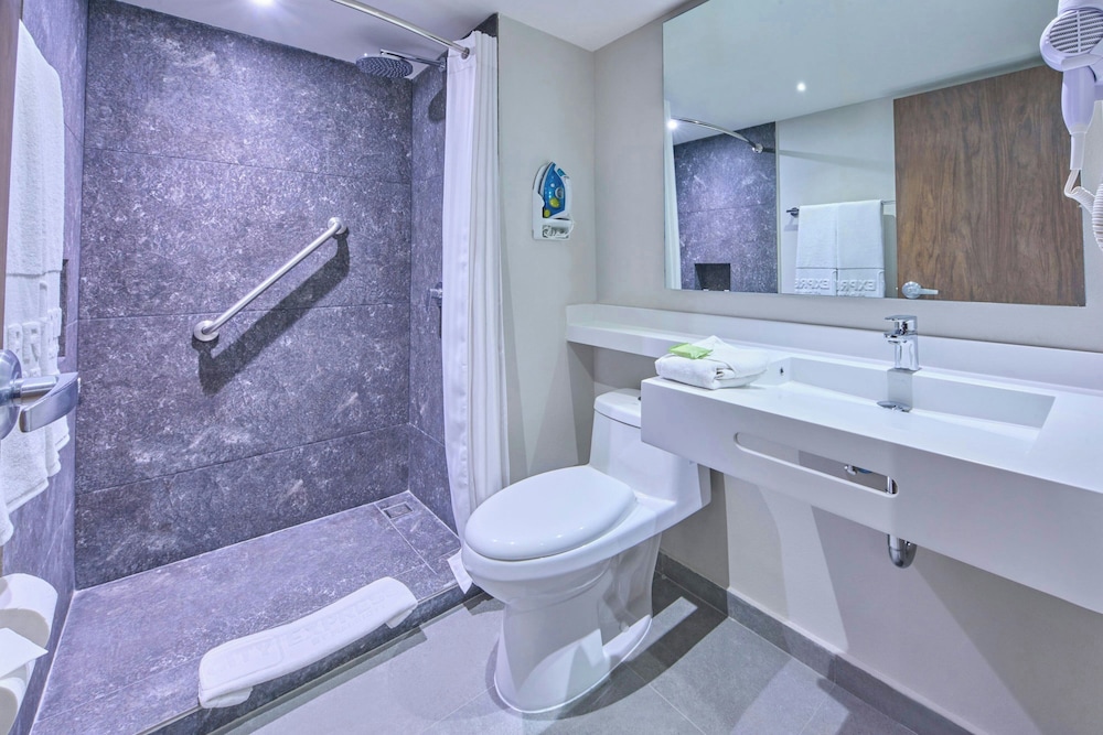 City Express by Marriott Tijuana El Florido 41/42