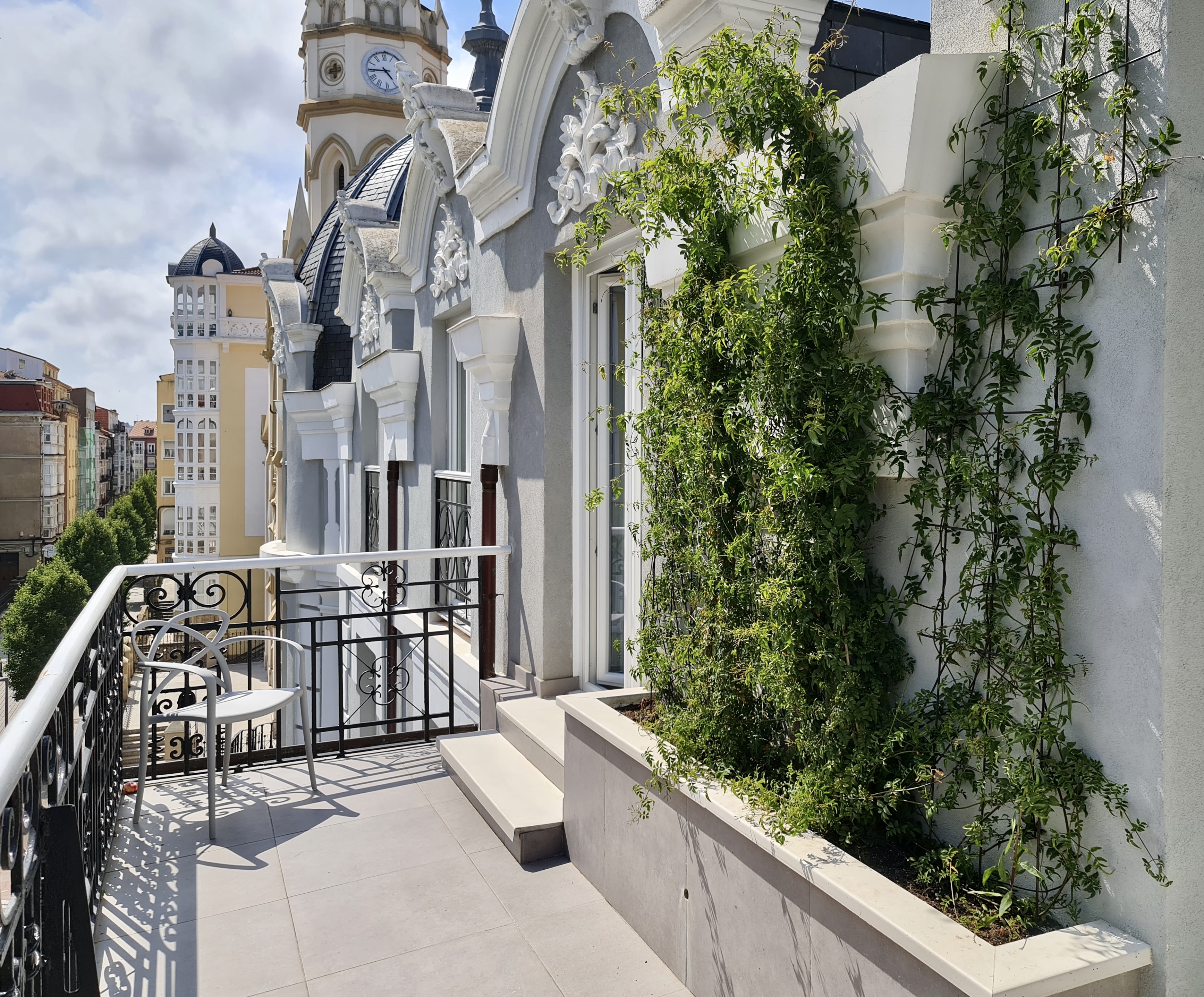 Sol Boutique hotel 51/63