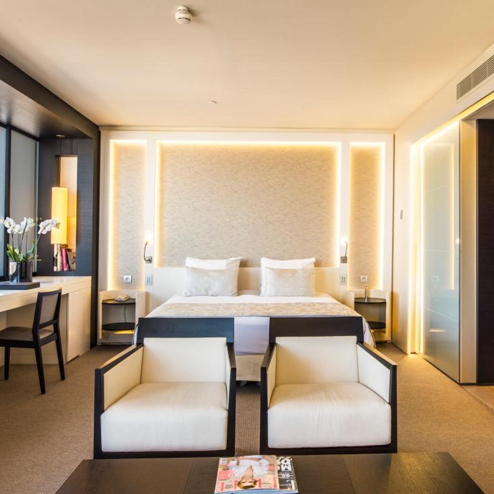 Panorama, Suite, Lounge Access