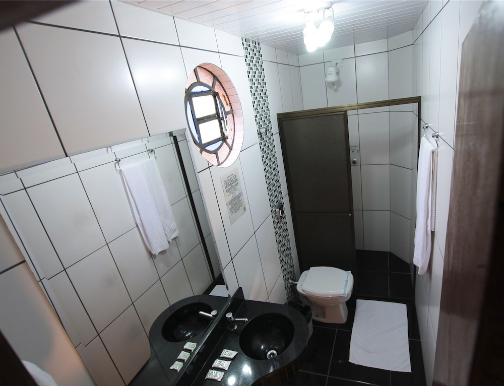 Villa Canoas Hotel 24/80