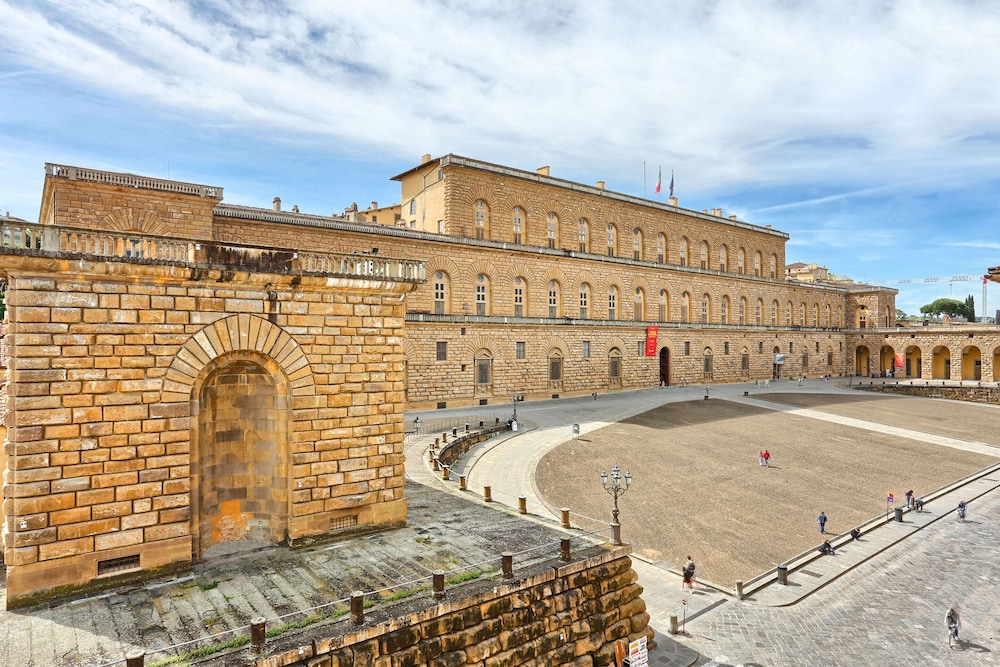 Genteel Home Piazza Pitti 12/43