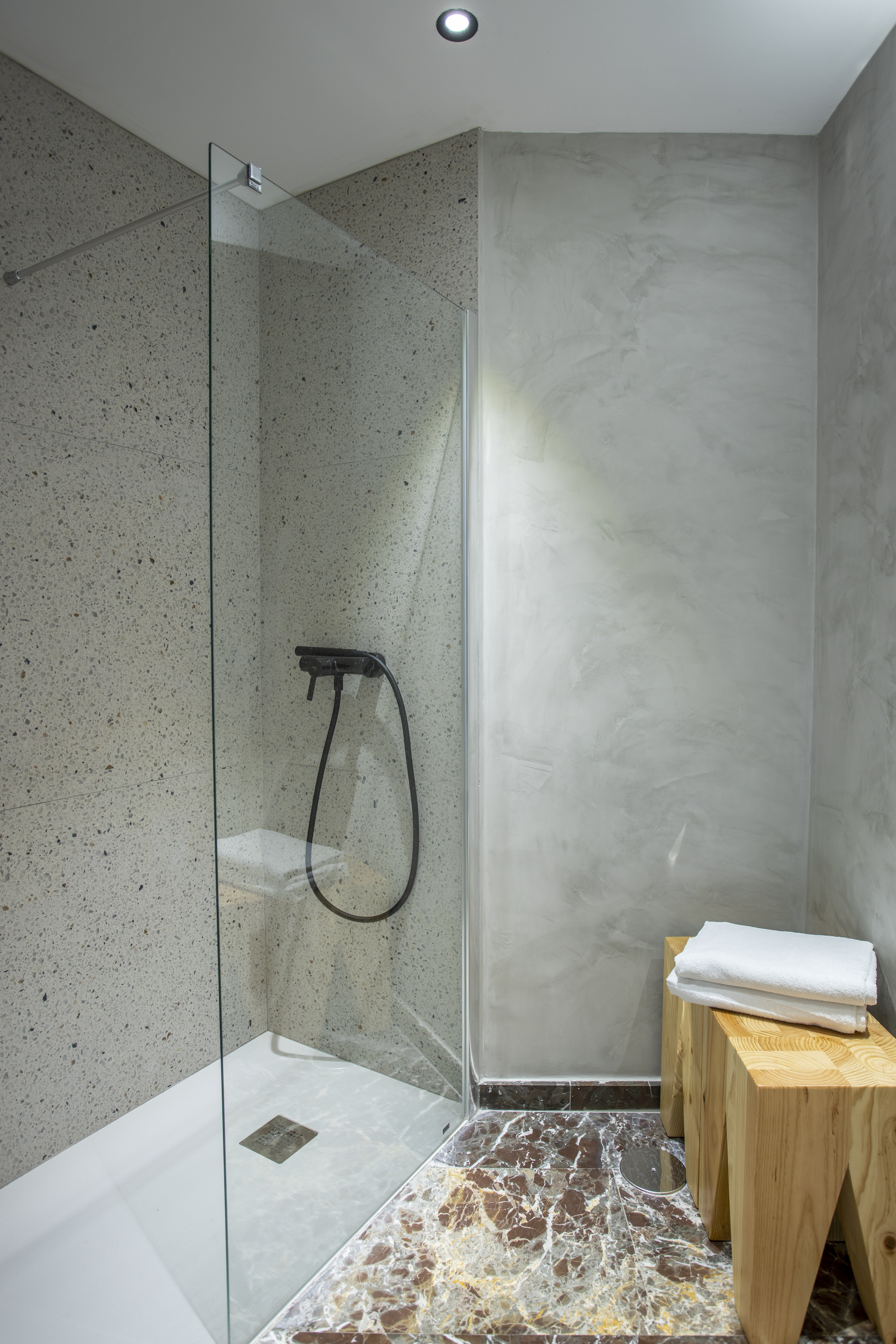 San Jaime Center Suites and Apartments 28/32