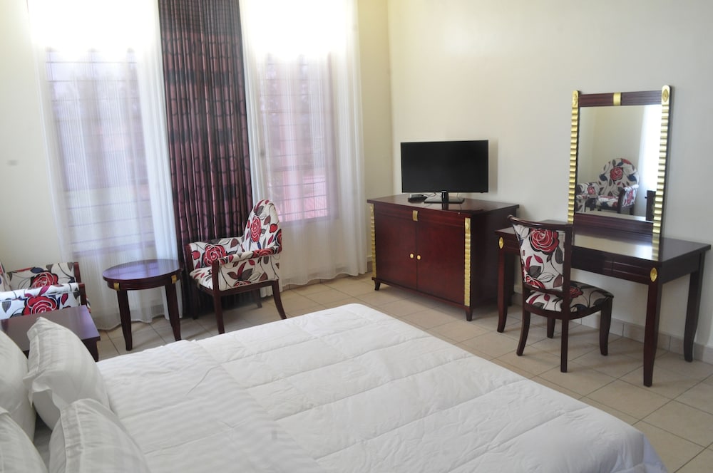 Quiet Haven Hotel 27/50