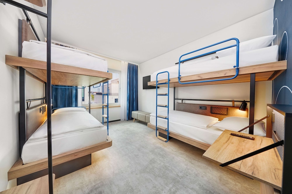 H2 Hotel Dusseldorf City 9/33