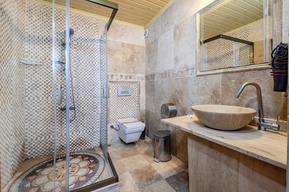 Kayatas Hotel 45/45