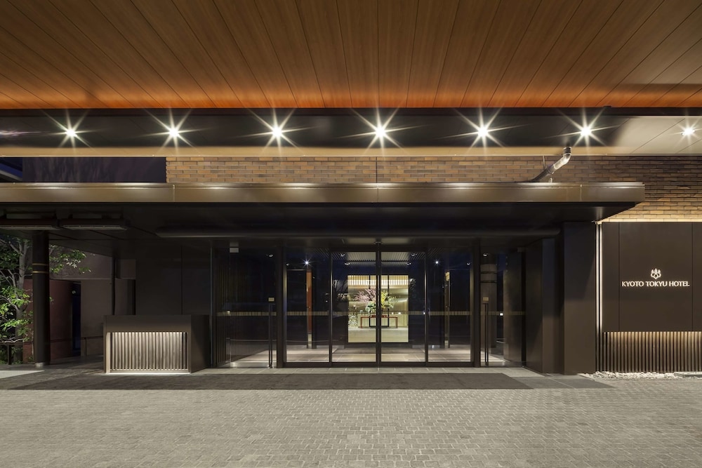 Kyoto Tokyu Hotel 6/98