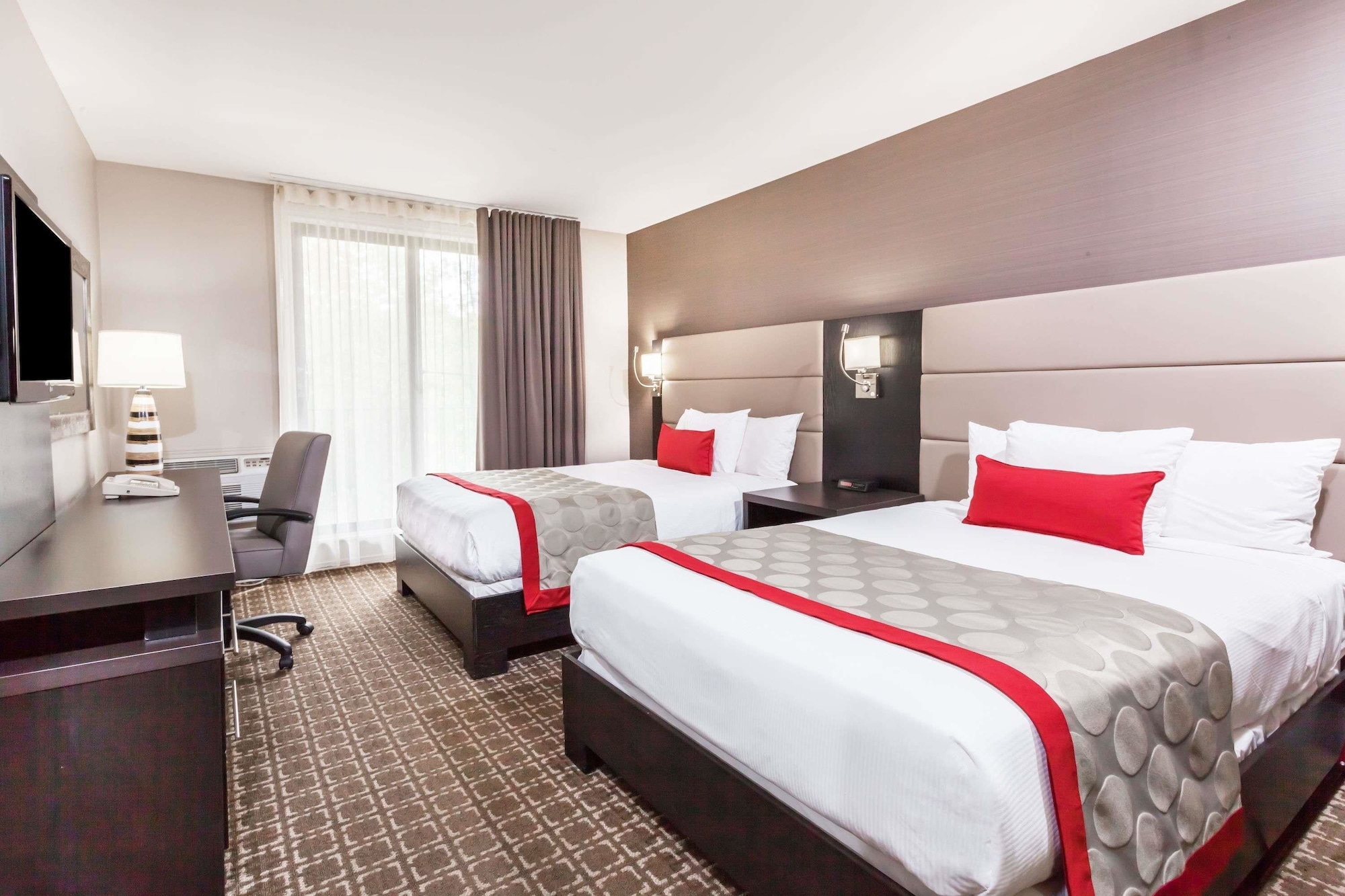 ROOM, 2 DOUBLE BEDS