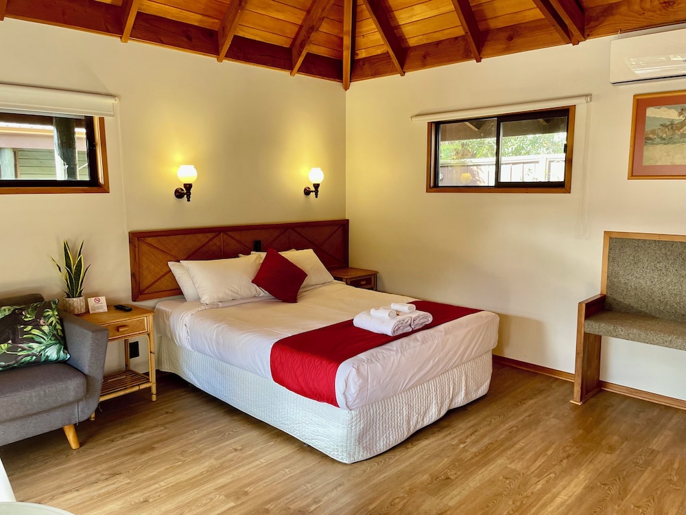 Tropical, Garden Villa, Queen Bed
