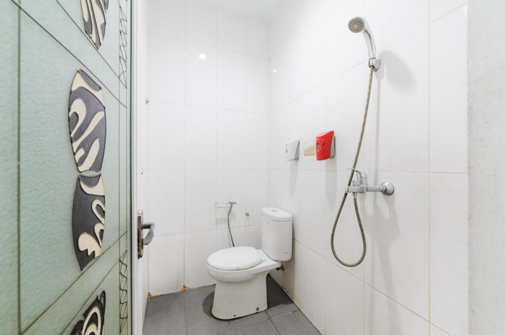 Reddoorz Near Siloam Hospital Palembang 51/56