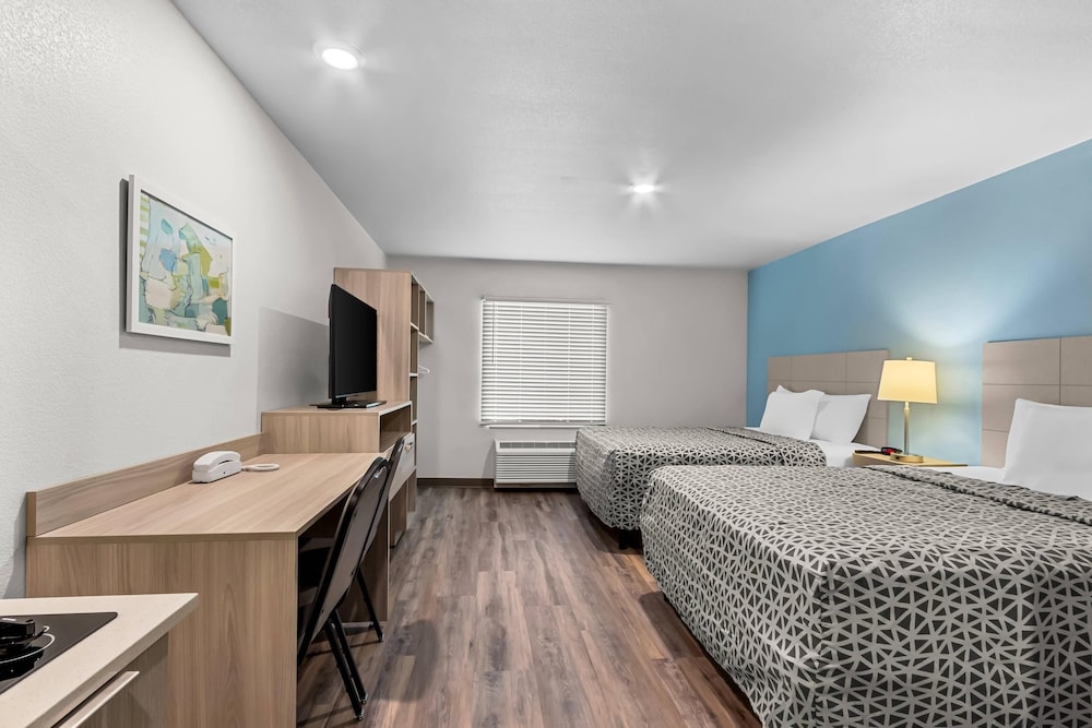 WoodSpring Suites Gilbert - Mesa Gateway Airport 15/41