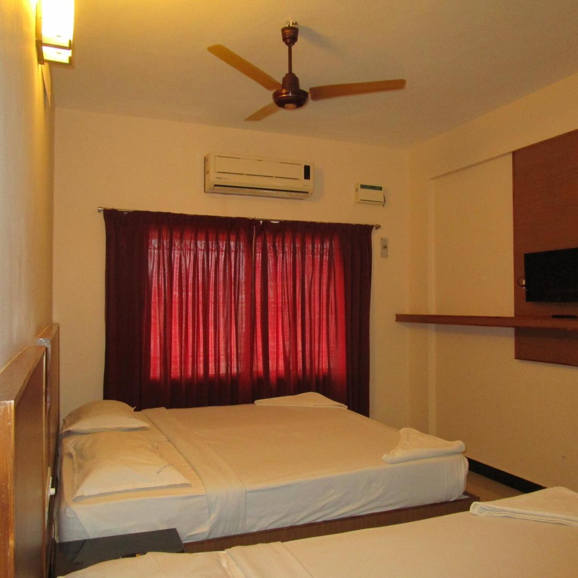 HOTEL SUBAM 18/43