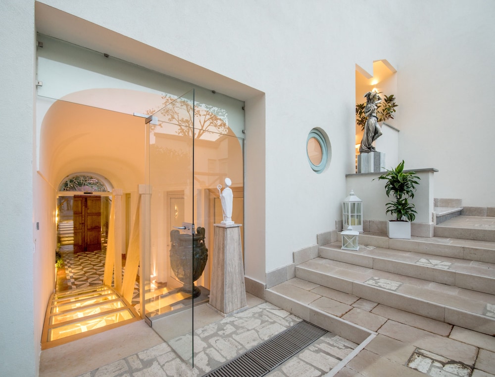 Don Antonino Relais Hotel 10/71