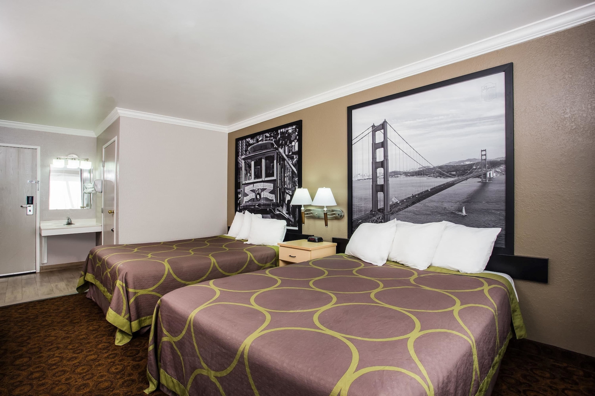Standard, 2 Queen Beds