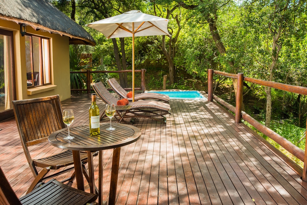 Shiduli Private Game Lodge 3/71