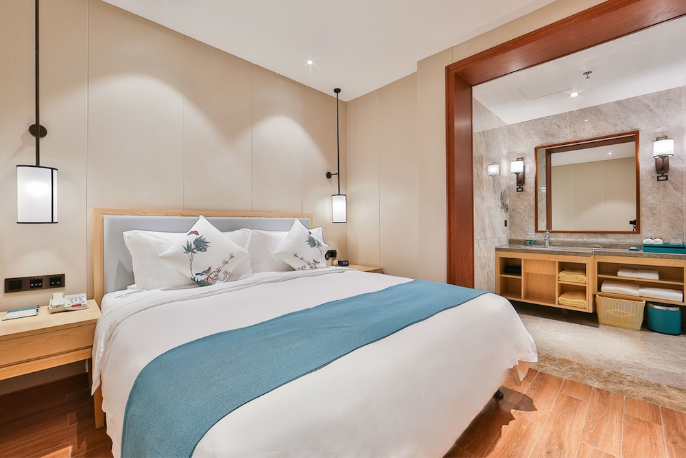Dadonghai Hotel Sanya 26/48